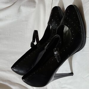 BCBGeneration High Heel Pumps